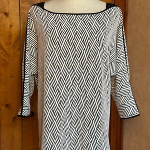 Chico's Black and White Geometric Boatneck Tunic